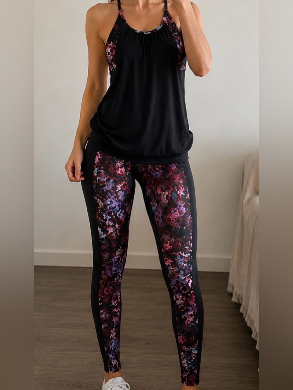 Lululemon Floral Matching Set Size 6 Yoga Leggings Tank EUC - Sold as set